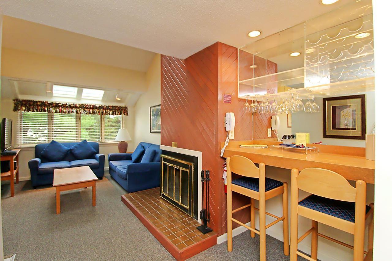 The Ponds At Foxhollow Lenox Bagian luar foto